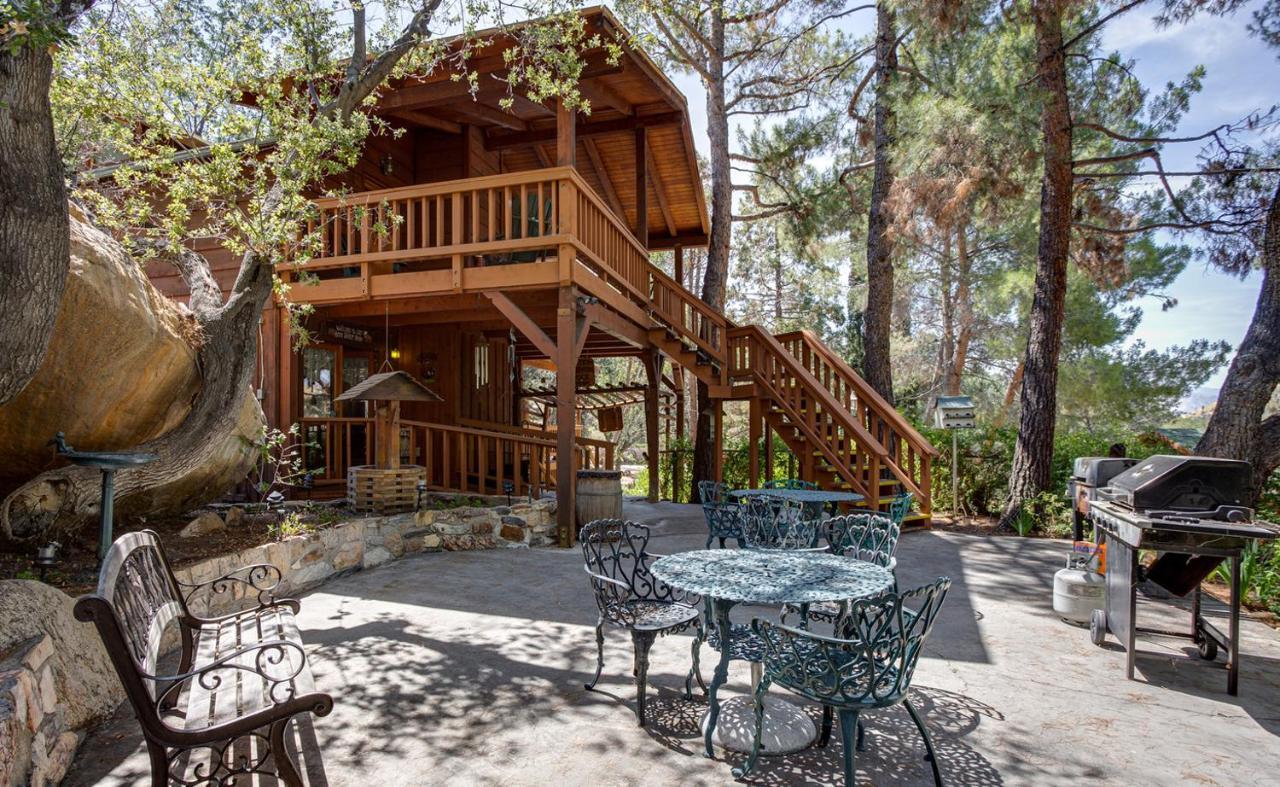 Whispering Pines Lodge Кернвилл Экстерьер фото